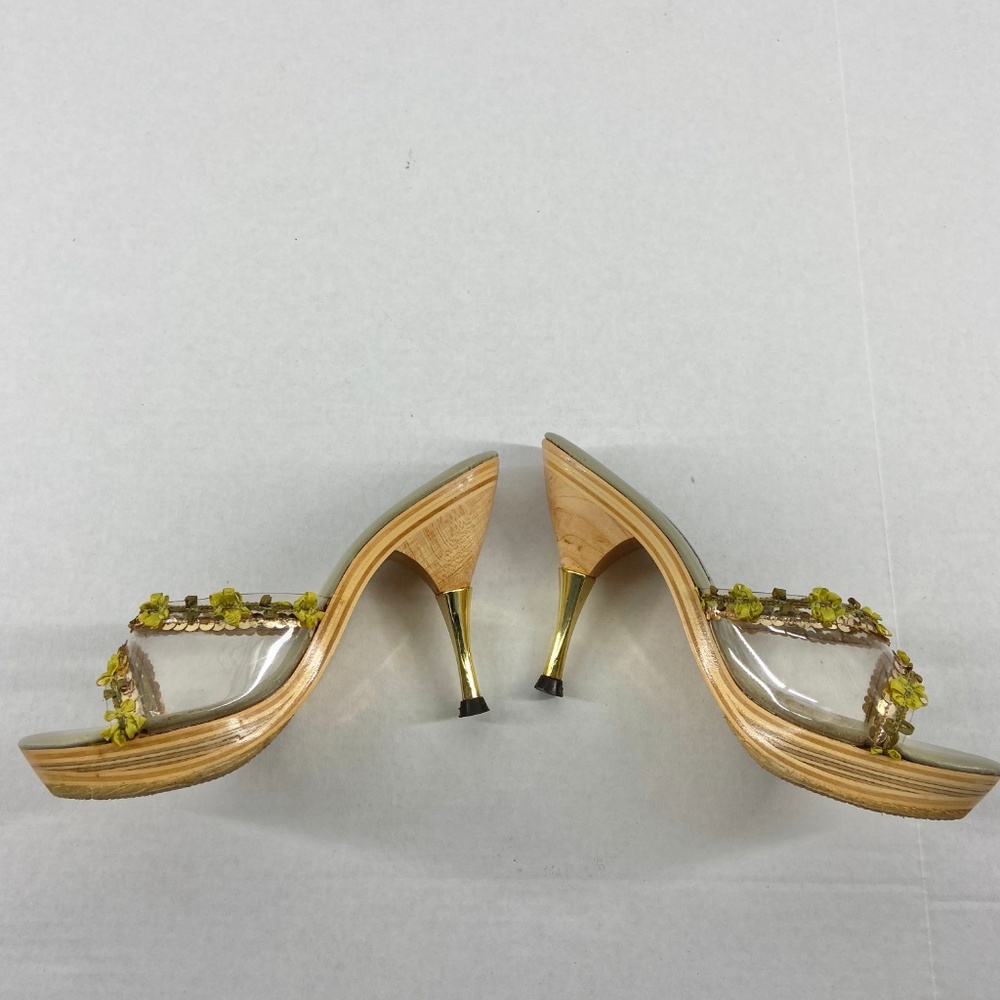 ✖️SOLD✖️Betsey Johnson Clear Wooden  Polly Open - Picture 4 of 5